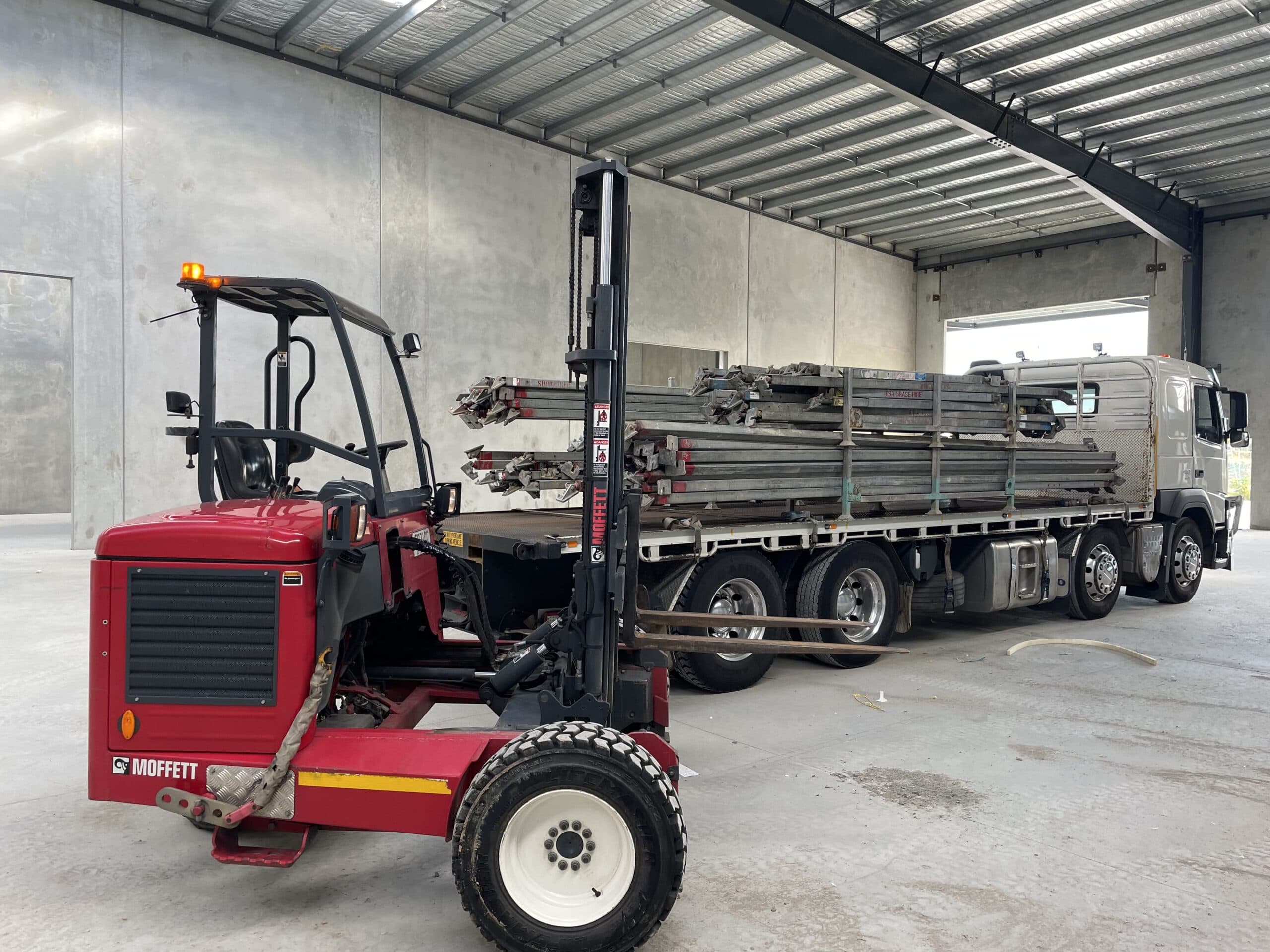 Mr Moffett truck and forklift on site, photo 6